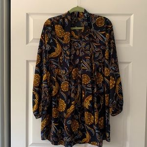 Printed Chloan long sleeve dress size M